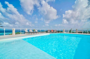 V5 Between sky and sea, Caribbean magical view